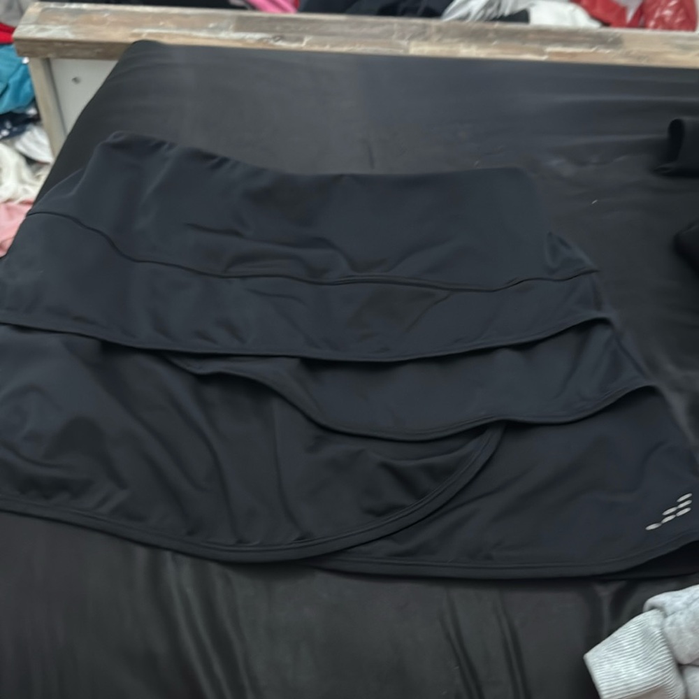 random black skirt
